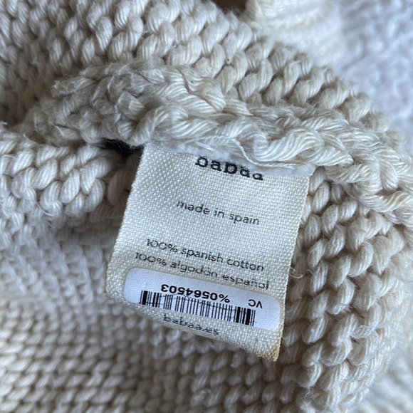 Babaa Sweater - Picture 4 of 4
